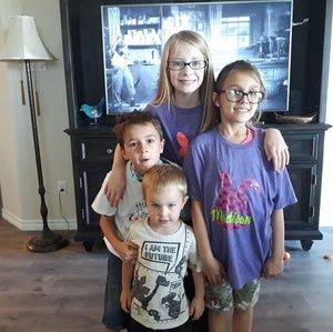 Meet your Posher, Pamela